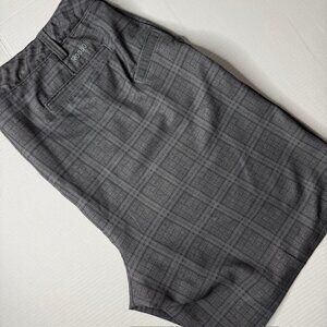 Reebok Golf Shorts Men's 48 Plaid Gray Black Tan Flat Front Casual 9-inch
